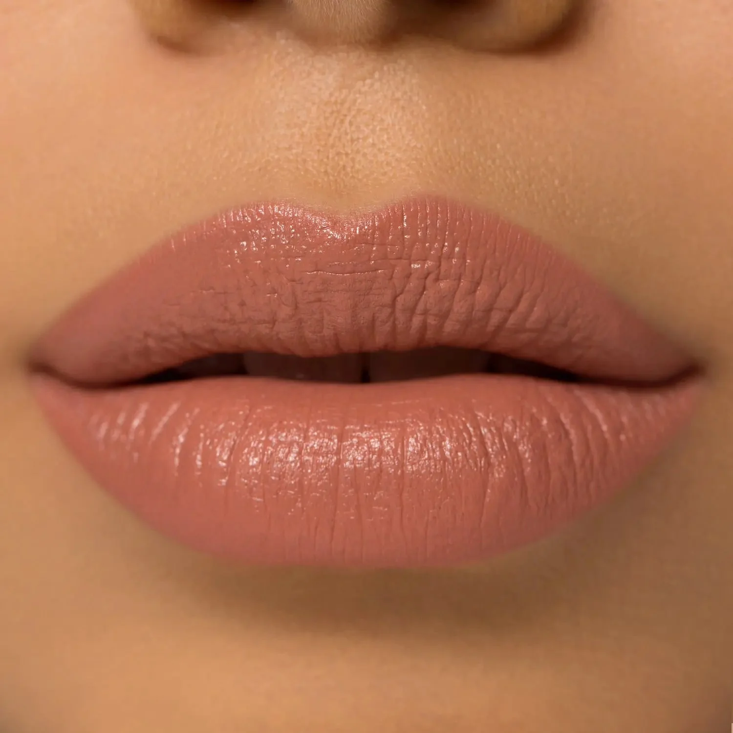 I NEED A NUDE LIPSTICK - Image 30