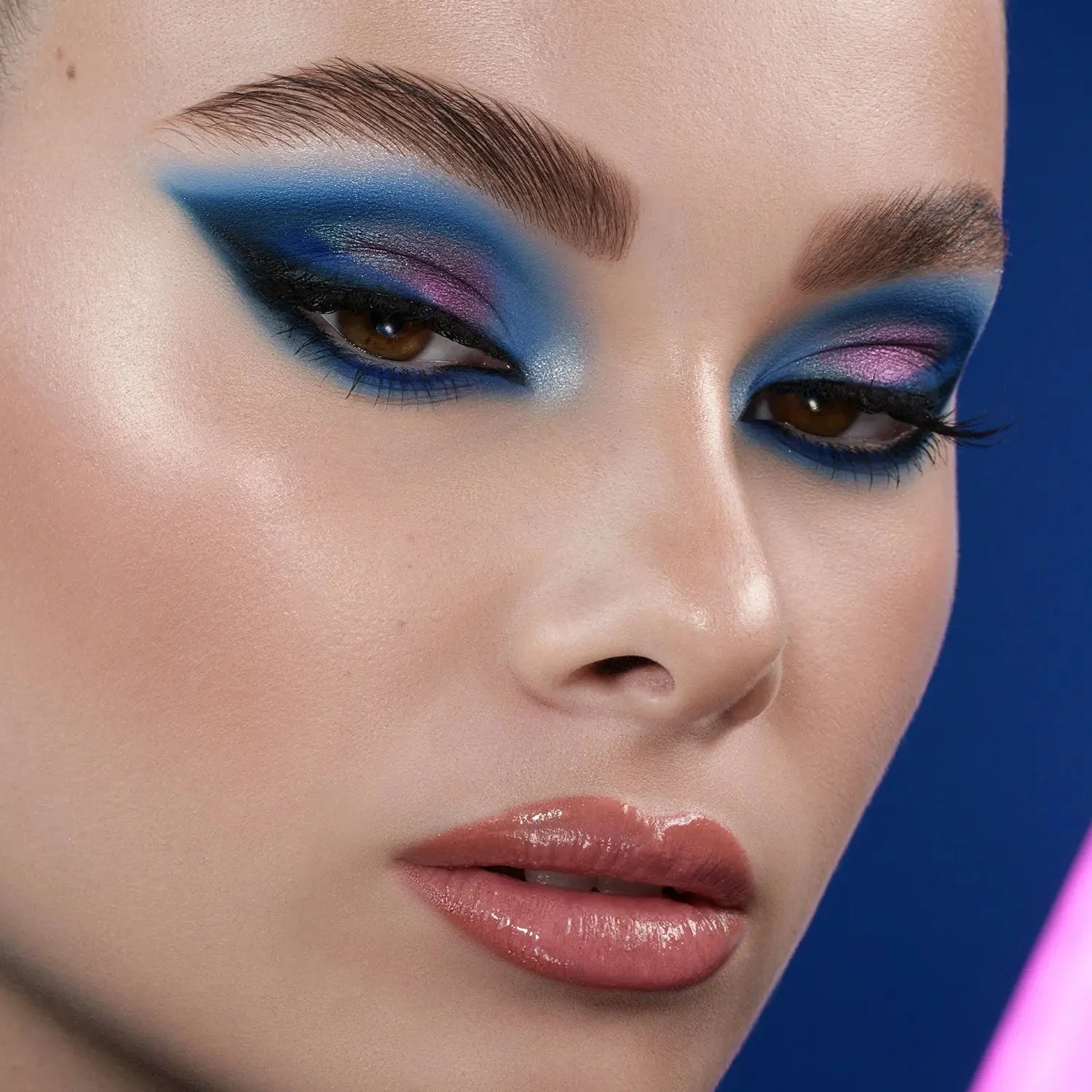 MINI TRIOCHROME EYESHADOW PALETTE - Image 2