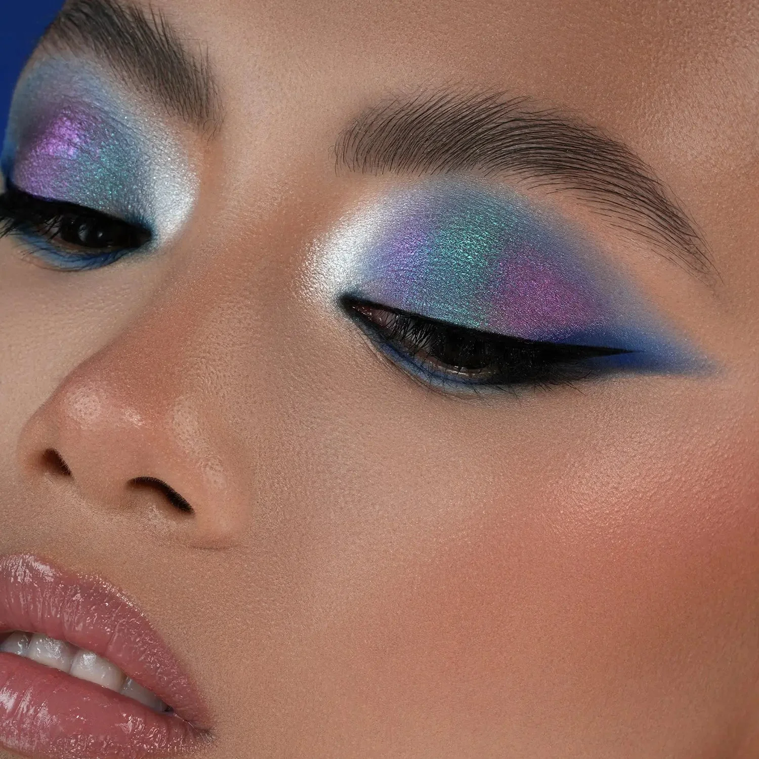 MINI TRIOCHROME EYESHADOW PALETTE - Image 7