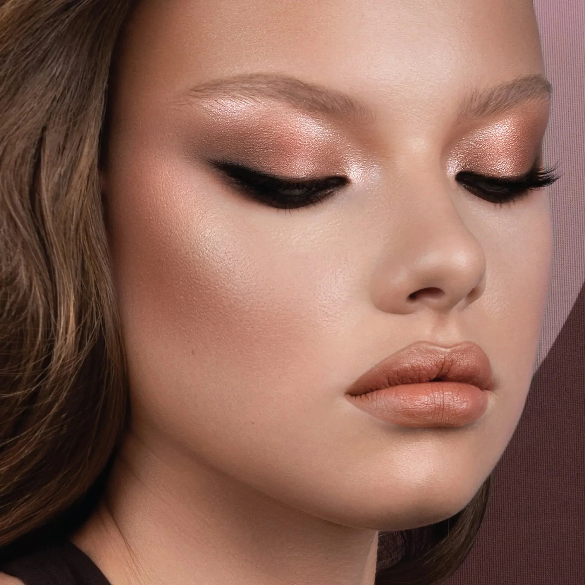 RETRO EYESHADOW PALETTE - Image 5